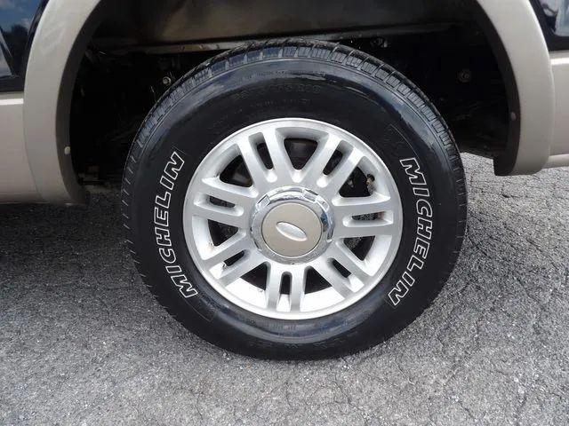2005 Ford F-150 LARIAT
