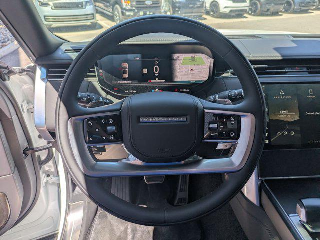 2025 Land Rover Range Rover P615 SV