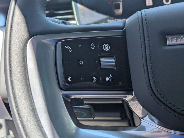 2025 Land Rover Range Rover P615 SV