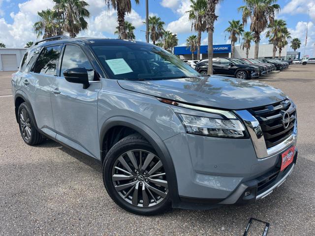 2022 Nissan Pathfinder SL 2WD