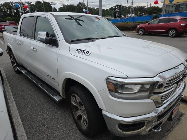 2019 RAM 1500 Laramie Crew Cab 4x4 57 Box