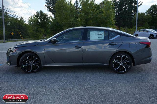 2025 Nissan Altima SR FWD