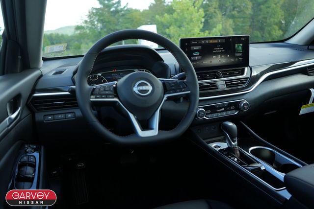 2025 Nissan Altima SR FWD