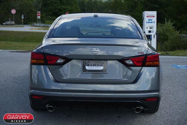 2025 Nissan Altima SR FWD