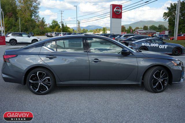 2025 Nissan Altima SR FWD