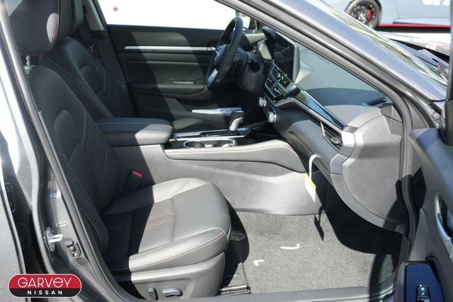 2025 Nissan Altima SR FWD