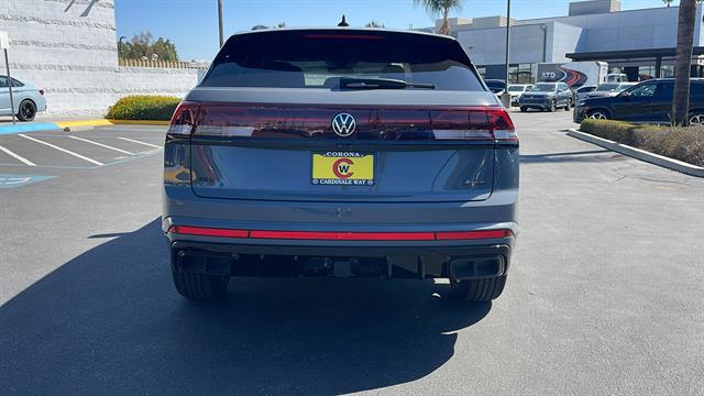 2026 Volkswagen Atlas Cross Sport 2.0T SEL R-Line Black