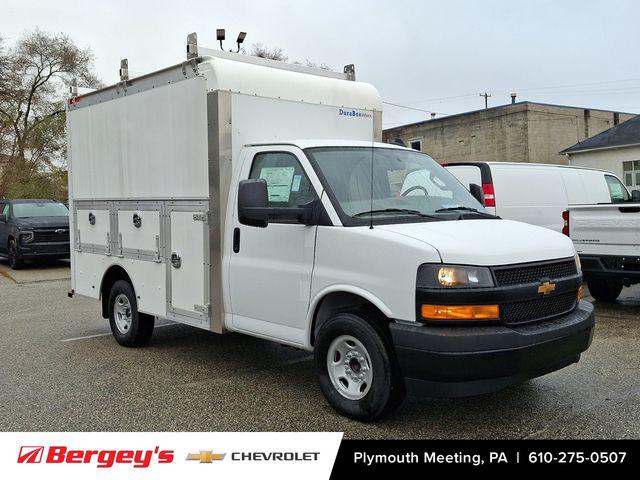 2025 Chevrolet Express Cutaway Work Van