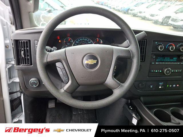 2025 Chevrolet Express Cutaway Work Van
