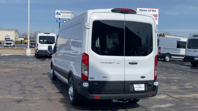 2025 Ford Transit Cargo Van T-250 MR CARGO AWD