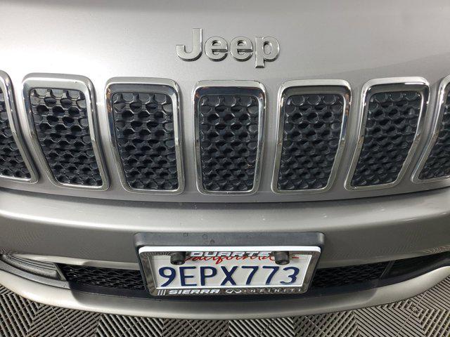 2020 Jeep Cherokee Limited FWD