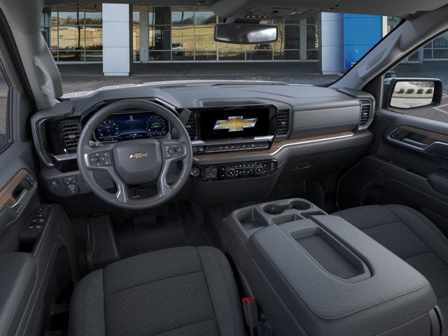 2025 Chevrolet Silverado 1500 4WD Crew Cab Standard Bed LT