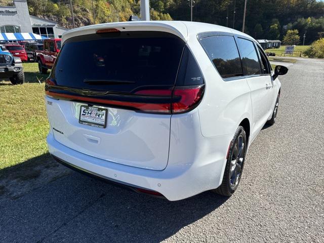 2026 Chrysler Pacifica PACIFICA SELECT 2026 Chrysler Pacifica PACIFICA SELECT