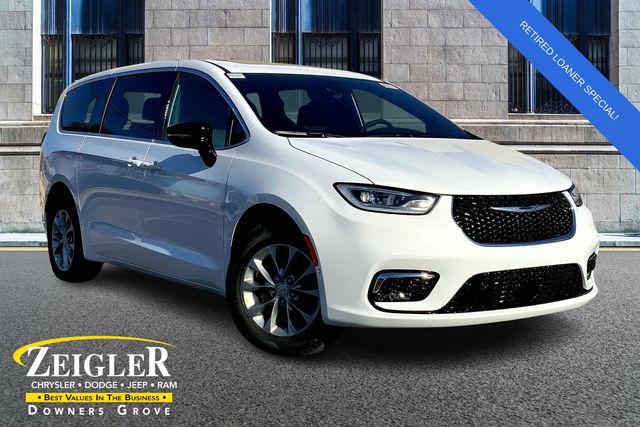 2026 Chrysler Pacifica PACIFICA SELECT AWD
