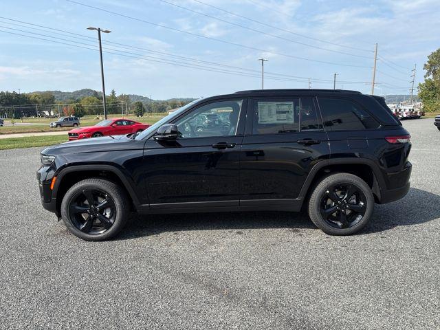 2025 Jeep Grand Cherokee GRAND CHEROKEE LIMITED 4X4 2025 Jeep Grand Cherokee GRAND CHEROKEE LIMITED 4X4