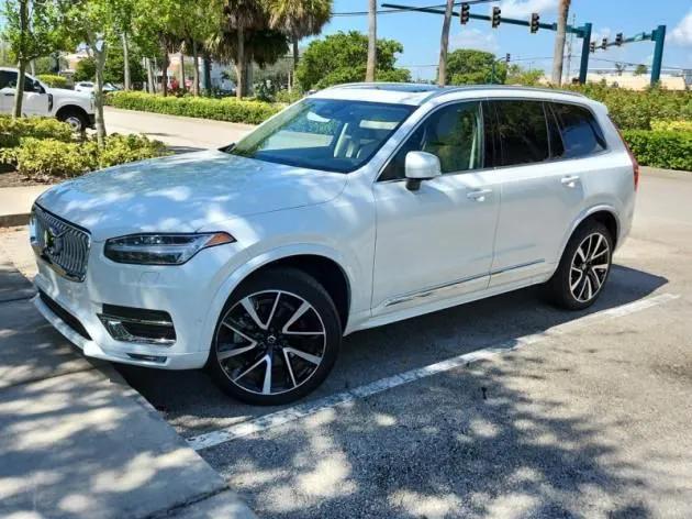 2024 Volvo XC90 B5 Plus Bright Theme