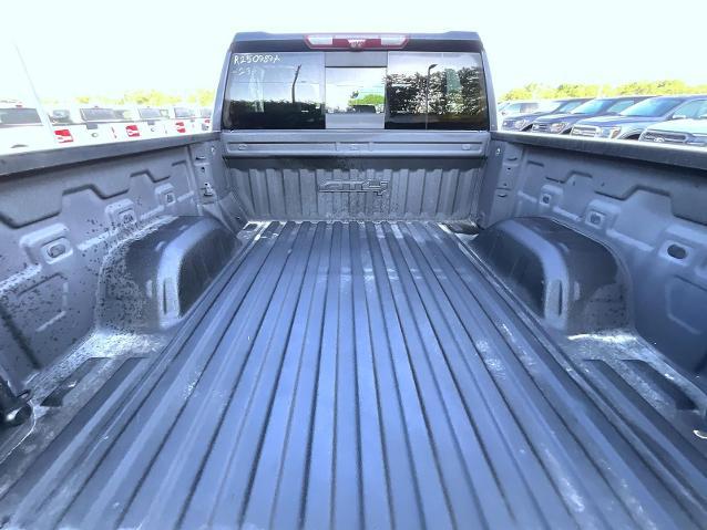 2023 GMC Sierra 1500 4WD Crew Cab Short Box AT4
