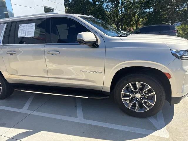 2022 Chevrolet Suburban 4WD LT 2022 Chevrolet Suburban 4WD LT