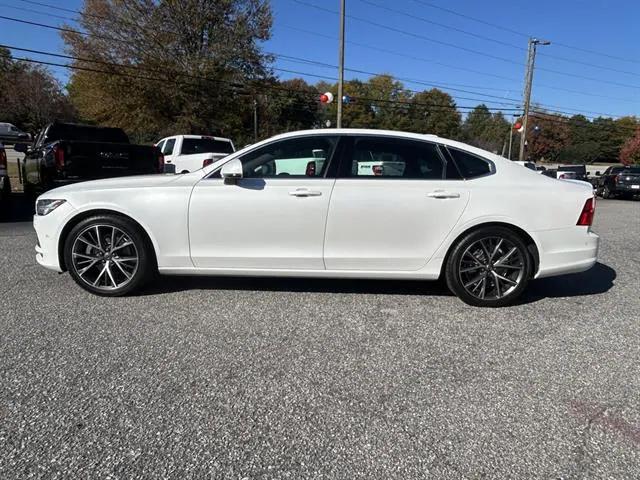 2024 Volvo XC40 B5 Core Bright Theme 2024 Volvo XC40 B5 Core Bright Theme