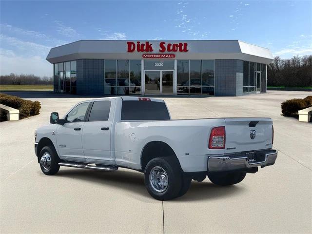 2024 RAM 3500 Big Horn Crew Cab 4x4 8 Box 2024 RAM 3500 Big Horn Crew Cab 4x4 8 Box