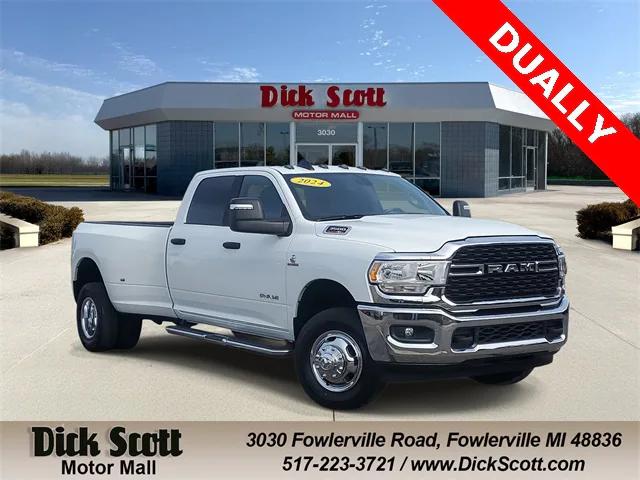 2024 RAM 3500 Big Horn Crew Cab 4x4 8 Box 2024 RAM 3500 Big Horn Crew Cab 4x4 8 Box