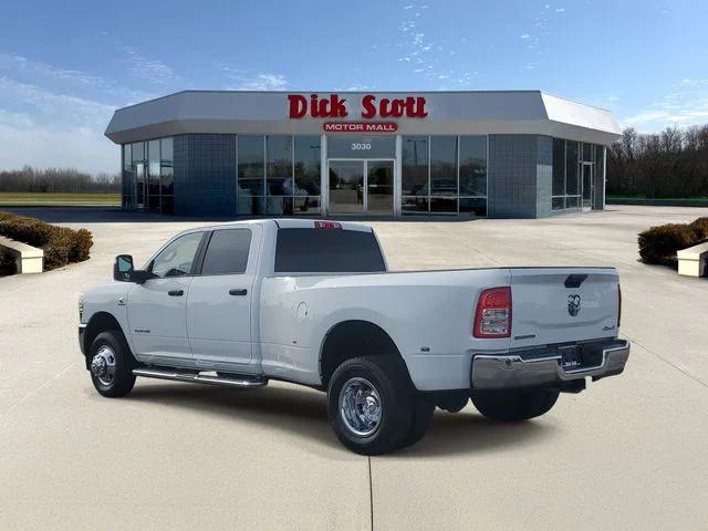 2024 RAM 3500 Big Horn Crew Cab 4x4 8 Box
