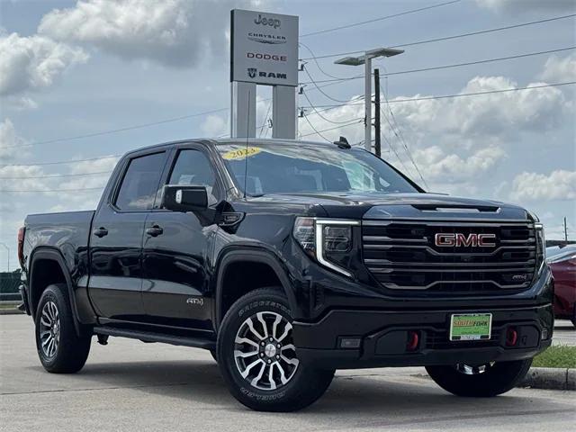 2023 GMC Sierra 1500 4WD Crew Cab Short Box AT4