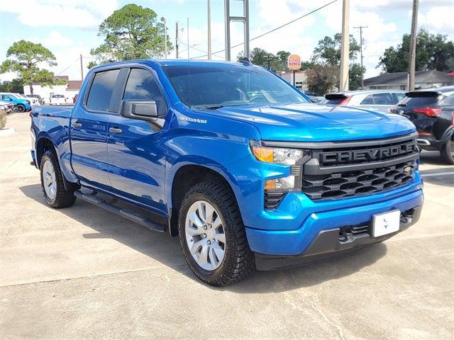 2022 Chevrolet Silverado 1500 4WD Crew Cab Short Bed Custom