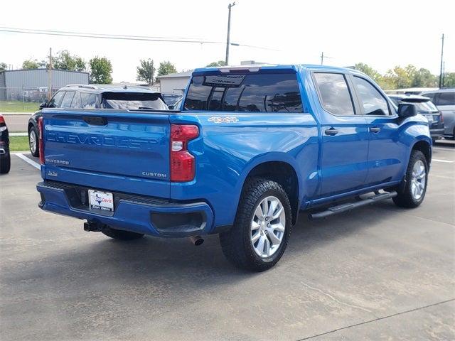 2022 Chevrolet Silverado 1500 4WD Crew Cab Short Bed Custom