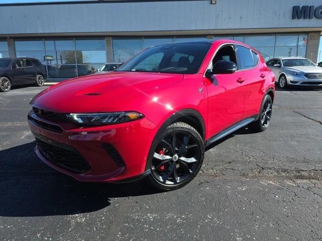 2025 Dodge Hornet R/T Plus EAWD 2025 Dodge Hornet R/T Plus EAWD