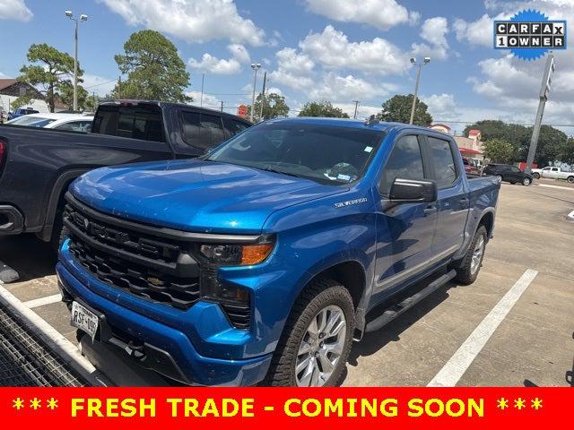 2022 Chevrolet Silverado 1500 4WD Crew Cab Short Bed Custom