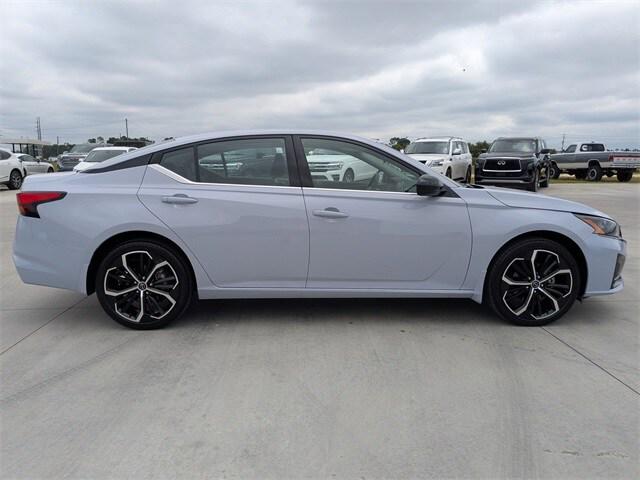 2024 Nissan Altima SR Intelligent AWD