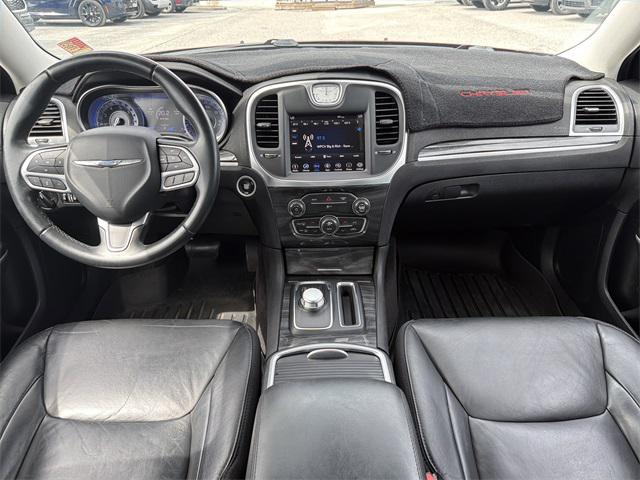 2018 Chrysler 300 Touring L 2018 Chrysler 300 Touring L