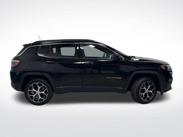 2024 Jeep Compass Limited 4x4 2024 Jeep Compass Limited 4x4