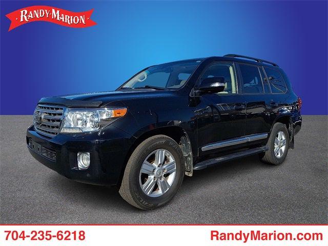 2015 Toyota Land Cruiser V8