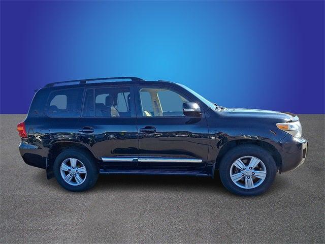 2015 Toyota Land Cruiser V8 2015 Toyota Land Cruiser V8