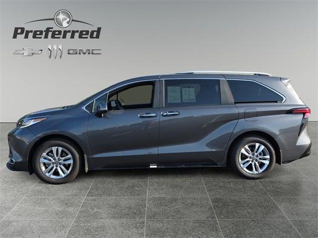 2025 Toyota Sienna Limited