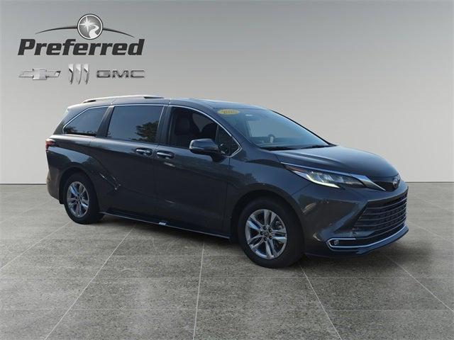 2025 Toyota Sienna Limited