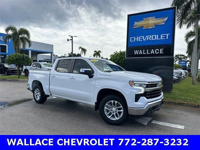 2022 Chevrolet Silverado 1500 4WD Crew Cab Standard Bed LT