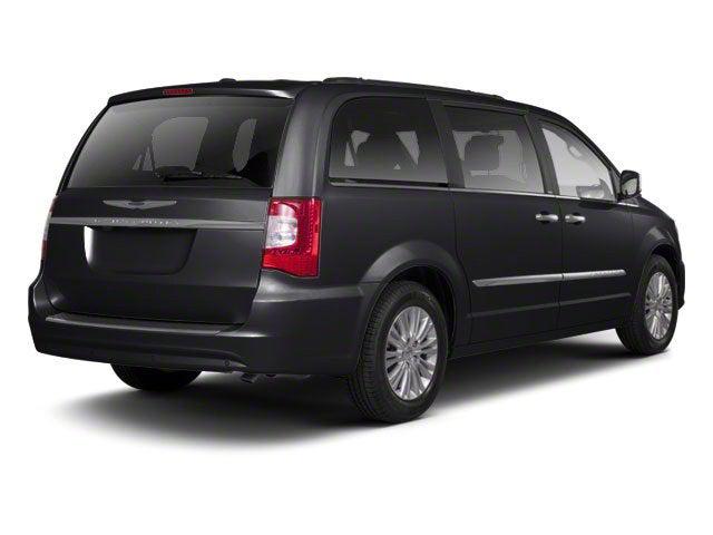 2013 Chrysler Town and Country Touring