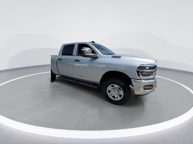 2026 RAM Ram 2500 RAM 2500 TRADESMAN CREW CAB 4X4 64 BOX