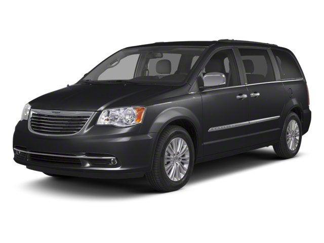 2013 Chrysler Town and Country Touring