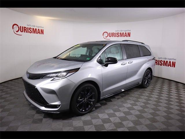 2025 Toyota Sienna XSE
