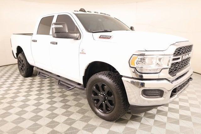 2023 RAM 2500 Tradesman Crew Cab 4x4 64 Box
