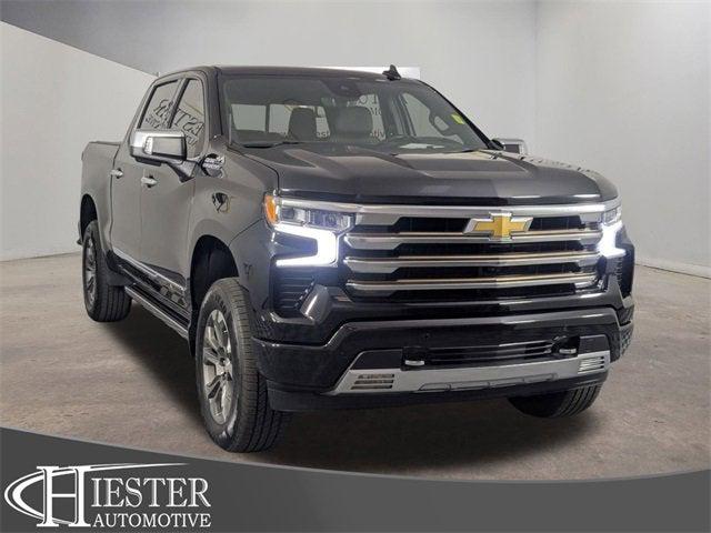 2022 Chevrolet Silverado 1500 4WD Crew Cab Short Bed High Country