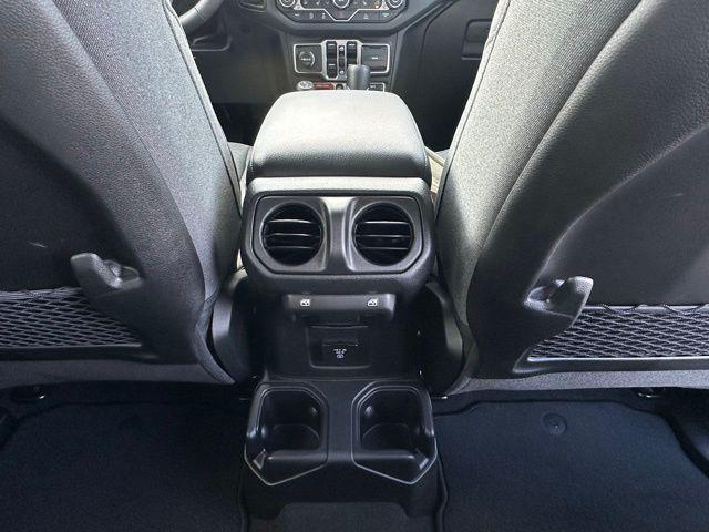 2025 Jeep Wrangler 4-Door Rubicon 4x4