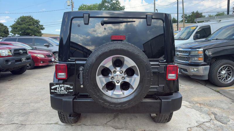 2016 Jeep Wrangler Unlimited Sahara