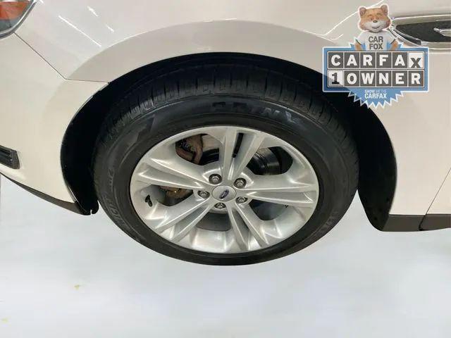 2018 Ford Taurus SEL