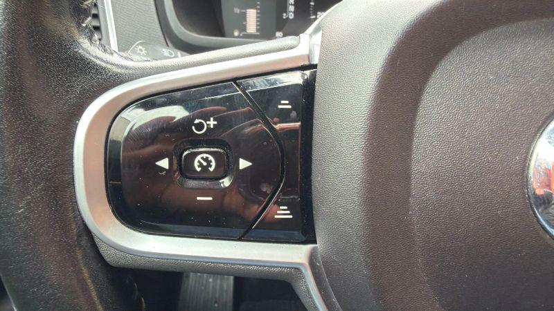 2019 Volvo XC90 T5 Momentum