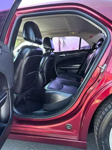2018 Chrysler 300 Limited